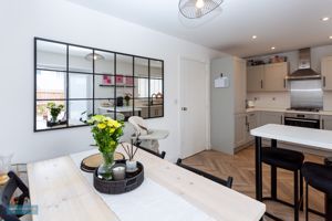 Kitchen- click for photo gallery